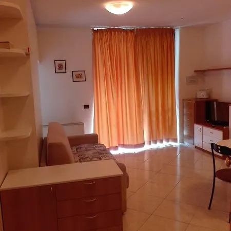 Bergamo City Apartments *