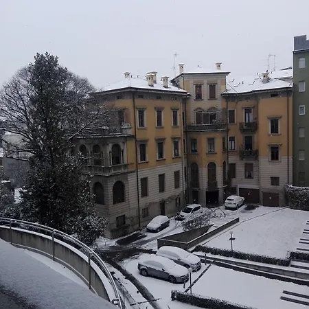 Bergamo City Apartments 贝尔加莫