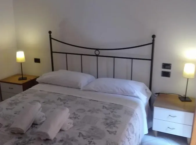 Bergamo City Apartments Апартаменти