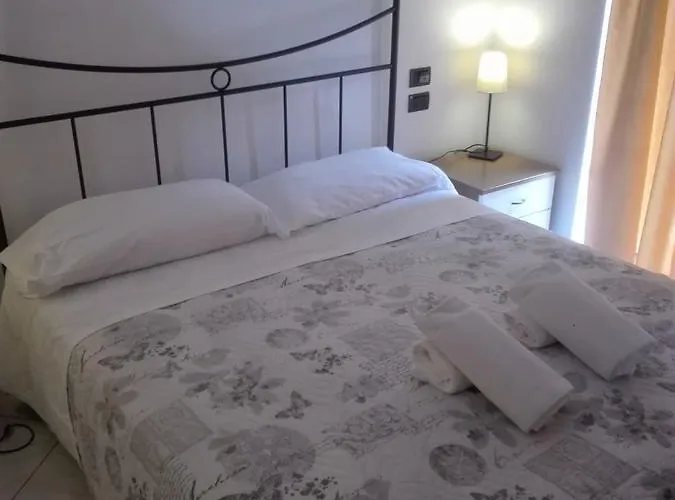 Bergamo City Apartments * 贝尔加莫