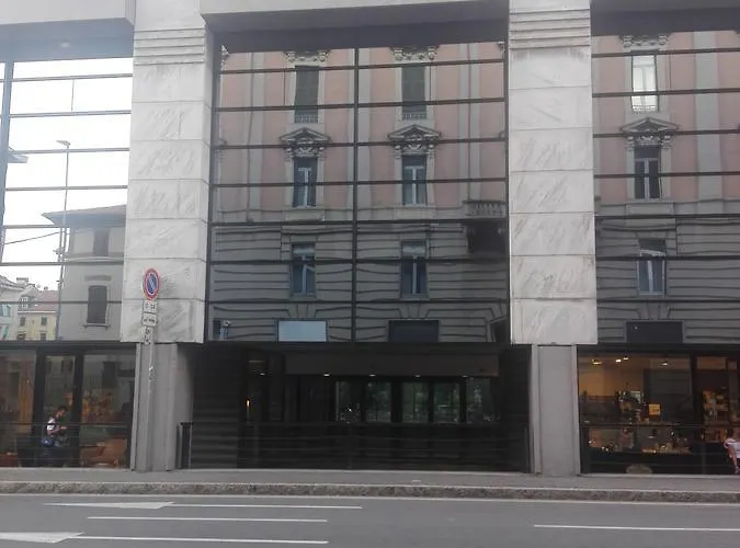 Bergamo City Apartments *